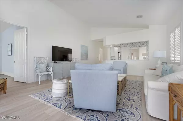 Naples, FL 34105,4740 Stratford CT #1603