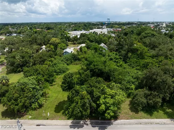 Fort Myers, FL 33901,2542 and 2546 2nd ST