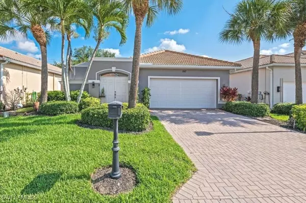 267 Glen Eagle CIR, Naples, FL 34104