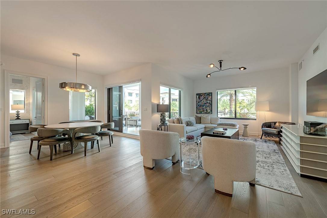 1111 Central AVE #310, Naples, FL 34135