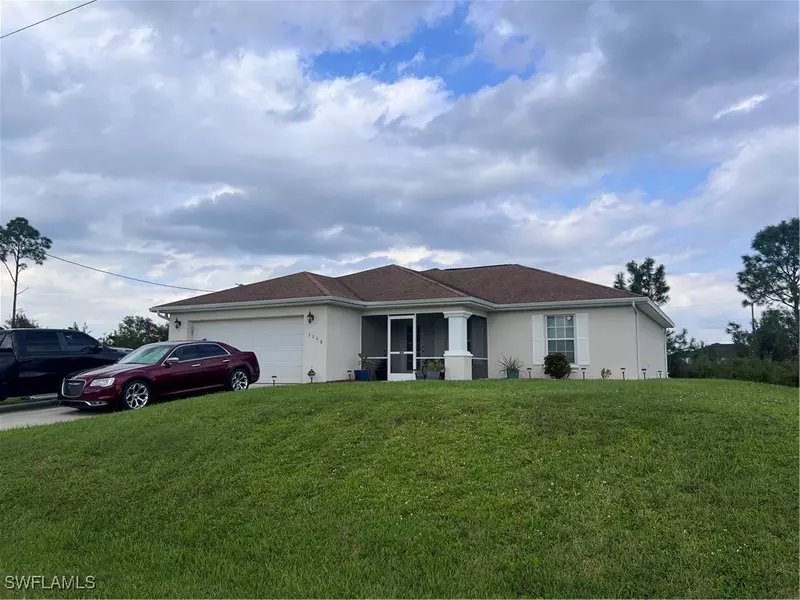 3008 25th ST W, Lehigh Acres, FL 33971