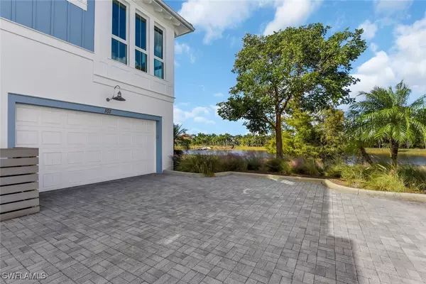 Naples, FL 34113,6561 Dominica DR #8-101