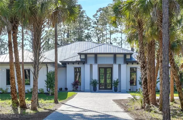 933 11th ST SW, Naples, FL 34117