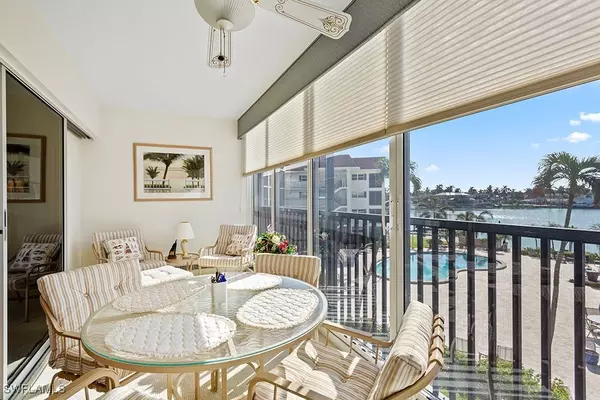 Naples, FL 34103,222 Harbour DR #314
