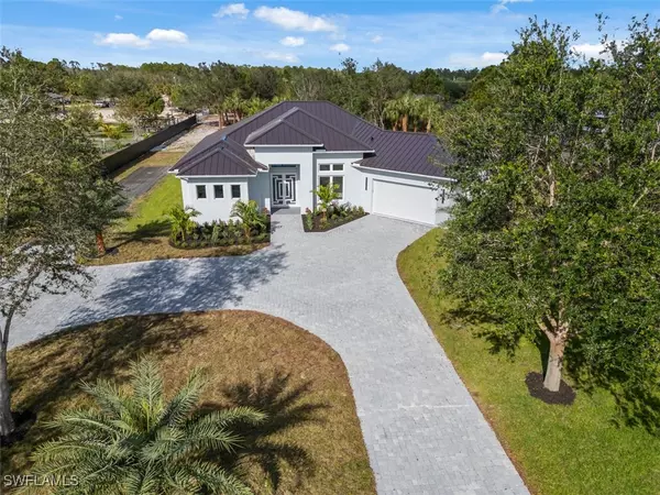 Naples, FL 34120,239 20th AVE NE