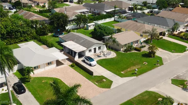 Naples, FL 34108,759 100th AVE N