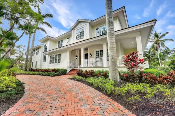 Naples, FL 34102,1550 Gordon DR