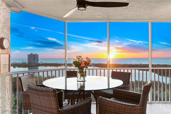 Naples, FL 34108,5550 Heron Point DR #1102