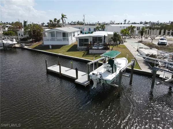 St James City, FL 33956,3902 Cherry LN