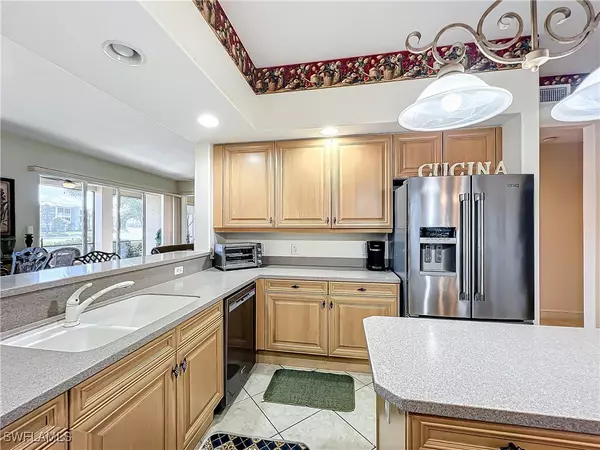 Naples, FL 34119,722 Regency Reserve CIR #3001