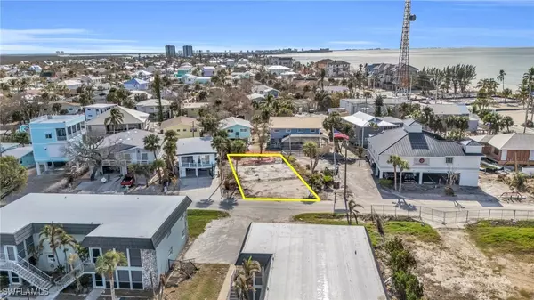 Fort Myers Beach, FL 33931,104 / 106 Voorhis ST