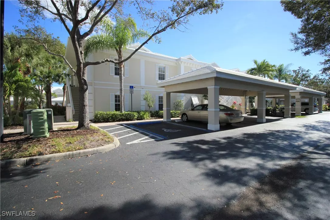 Naples, FL 34110,1370 Sweetwater CV #101