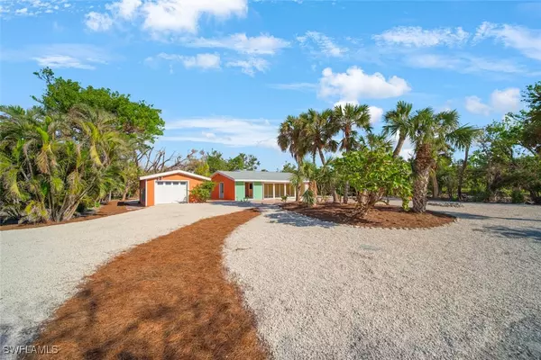 490 + 460 Old Trail RD, Sanibel, FL 33957