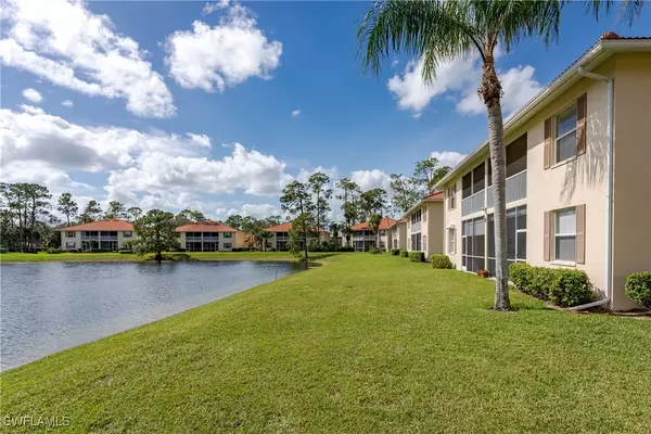 450 Robin Hood CIR #201, Naples, FL 34104