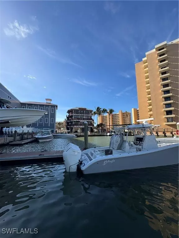 Fort Myers, FL 33908,15051 Punta Rassa RD