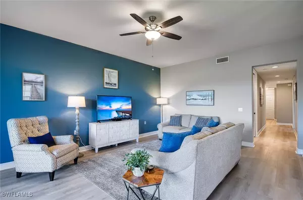 Naples, FL 34119,782 Regency Reserve CIR #1501
