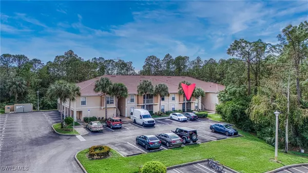 8290 Ibis Club LN #902, Naples, FL 34104