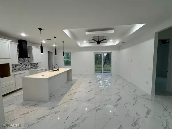 Lehigh Acres, FL 33971,3113 Sunshine BLVD N