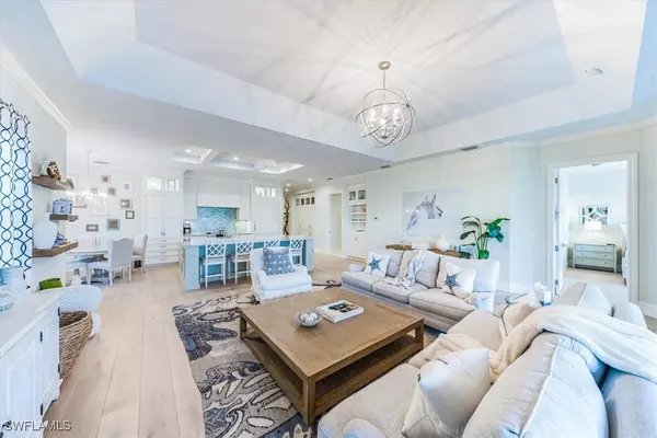 Naples, FL 34109,7128 Lemuria CIR #702