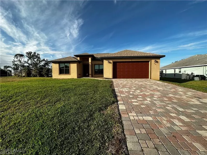 2729 NW 4th ST, Cape Coral, FL 33993