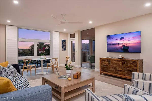 400 Park Shore DR #303, Naples, FL 34103