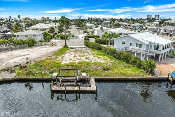 Fort Myers Beach, FL 33931,20 Avenida Carita