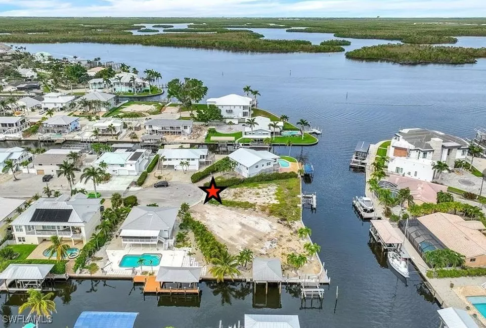 Fort Myers Beach, FL 33931,20 Avenida Carita