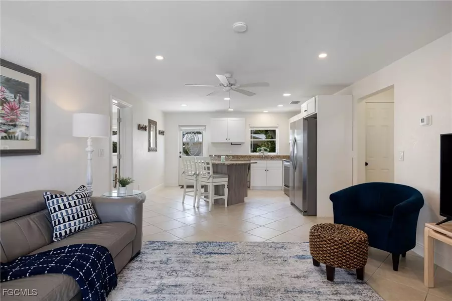 3728 Emerald AVE, St James City, FL 33956