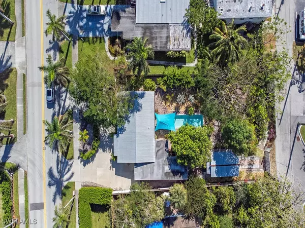 Naples, FL 34102,649 10th ST N