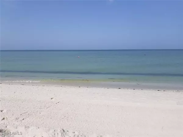 Naples, FL 34108,5 Bluebill AVE #711