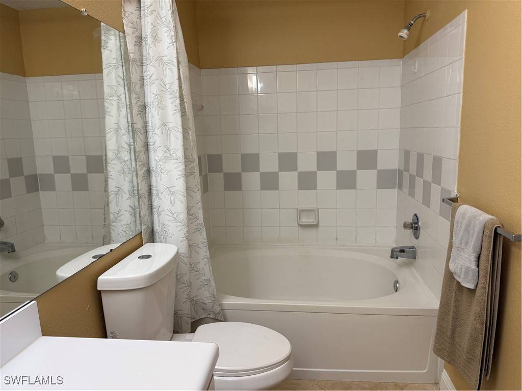 Fort Myers, FL 33913-8090,11510 Villa Grand #407
