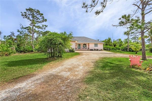5197 ANCHORAGE DR, St James City, FL 33956