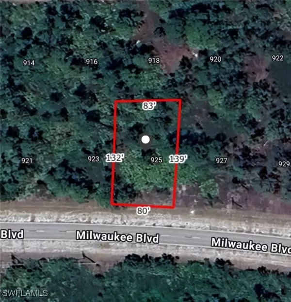 925 Milwaukee BLVD, Lehigh Acres, FL 33974