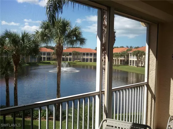 900 L Ambiance CIR #9-205, Naples, FL 34108