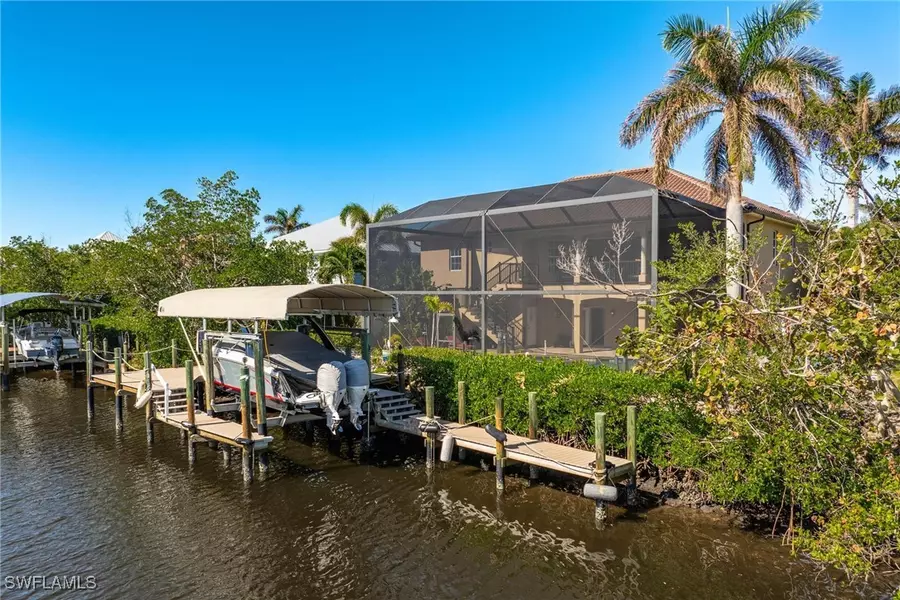 11771 Isle Of Palms DR, Fort Myers Beach, FL 33931