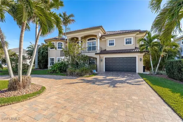 11771 Isle Of Palms DR, Fort Myers Beach, FL 33931