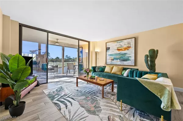 Naples, FL 34113,413 Augusta BLVD #302