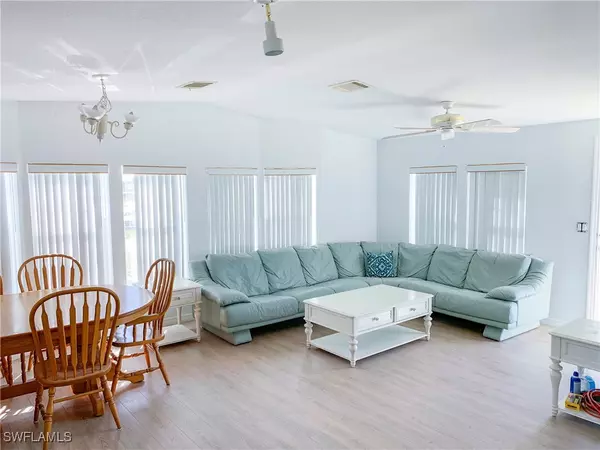 Fort Myers, FL 33908,19681 Summerlin RD #416