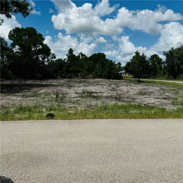 Lehigh Acres, FL 33971,2700 49th ST W