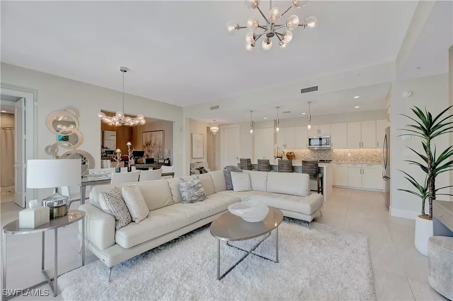 1111 Central AVE #211, Naples, FL 34102