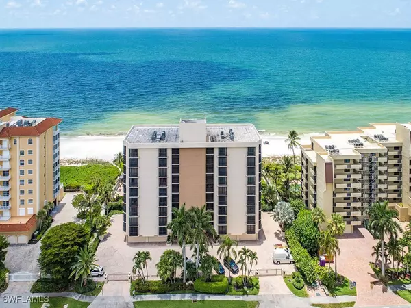 9653 Gulf Shore DR #502, Naples, FL 34108