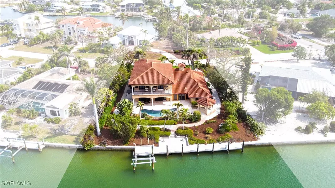 918 Limpet DR, Sanibel, FL 33957