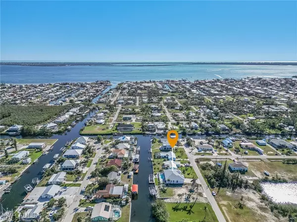 St James City, FL 33956,2726 Mangrove ST