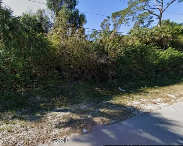 North Fort Myers, FL 33903,461 Monterey ST