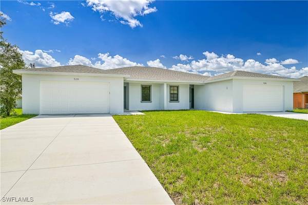 526/528 Grant BLVD, Lehigh Acres, FL 33974