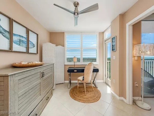 Naples, FL 34108,6361 Pelican Bay BLVD #503