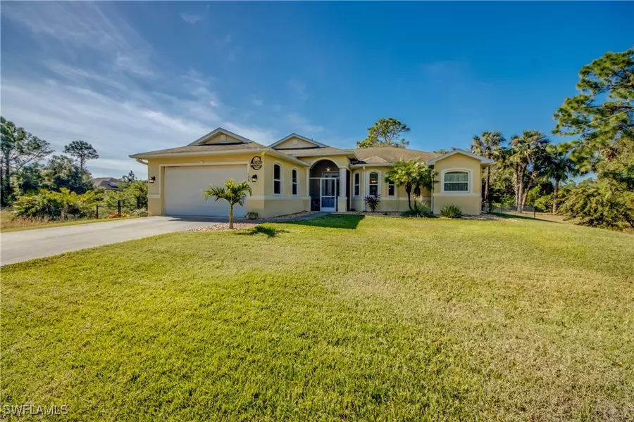 136 Bell BLVD S, Lehigh Acres, FL 33974