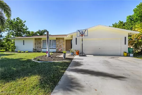 5218 Pocatella CT, Cape Coral, FL 33904