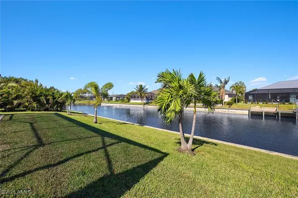 Cape Coral, FL 33914,845 SW 37th ST