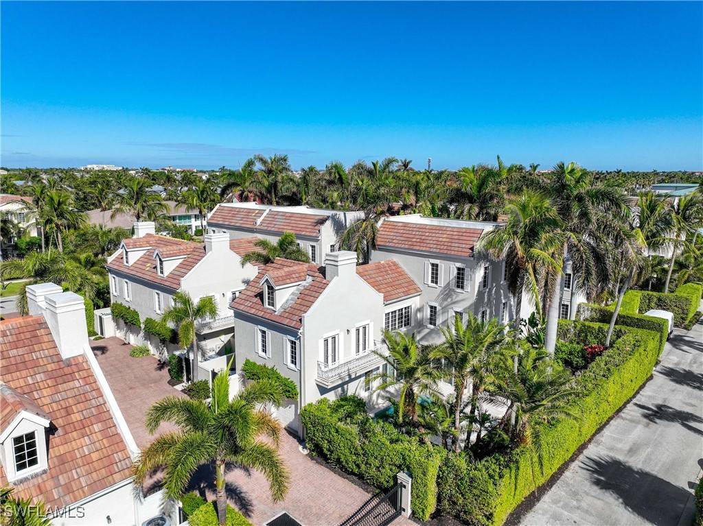 334 8th AVE S #7, Naples, FL 34102